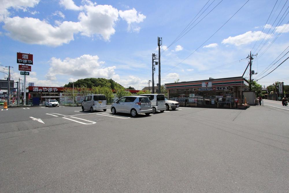 セブンイレブン成田ウイング土屋店まで1140m