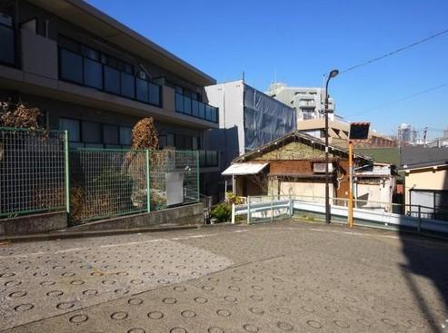 南元町（信濃町駅） 1億4800万円