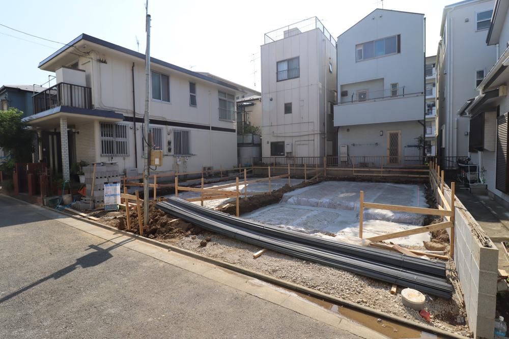 川崎市幸区古市場１丁目　新築戸建2棟