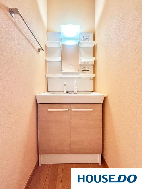 2階洗面化粧台