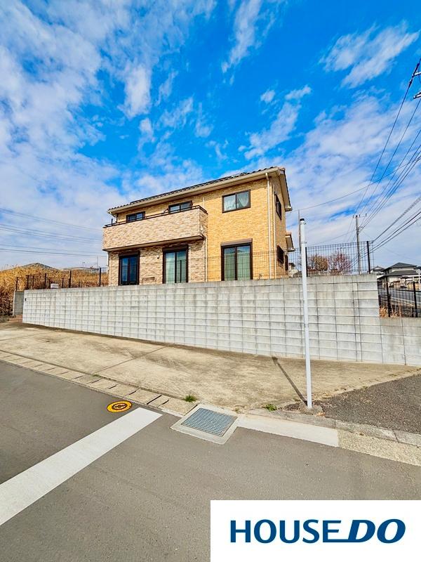 東南角地につき日当たり良好