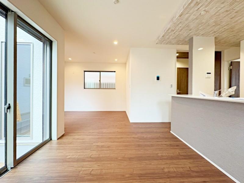 市川市本北方１丁目 新築一戸建て／全２棟