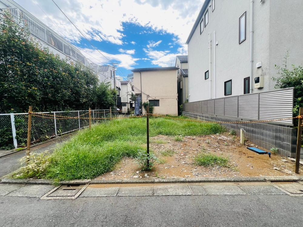 渋谷駅まで電車で３分。飲食店も豊富にありながら閑静な住宅地「駒場東大前」