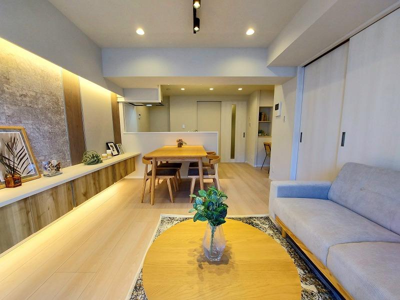 【東建ニューハイツ西新宿】 家具エアコン付き　フルリノベ　大規模マンション