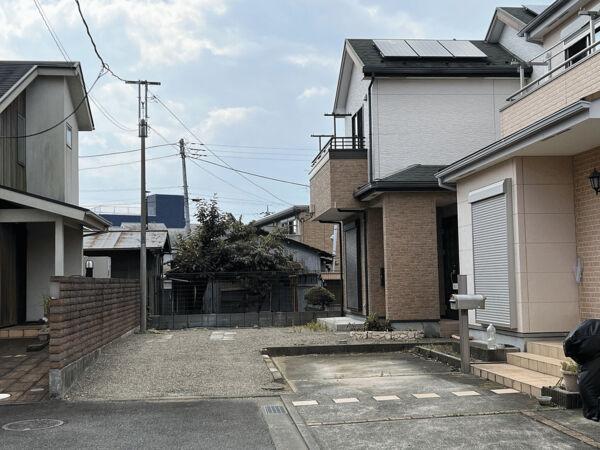 平塚市南金目の家