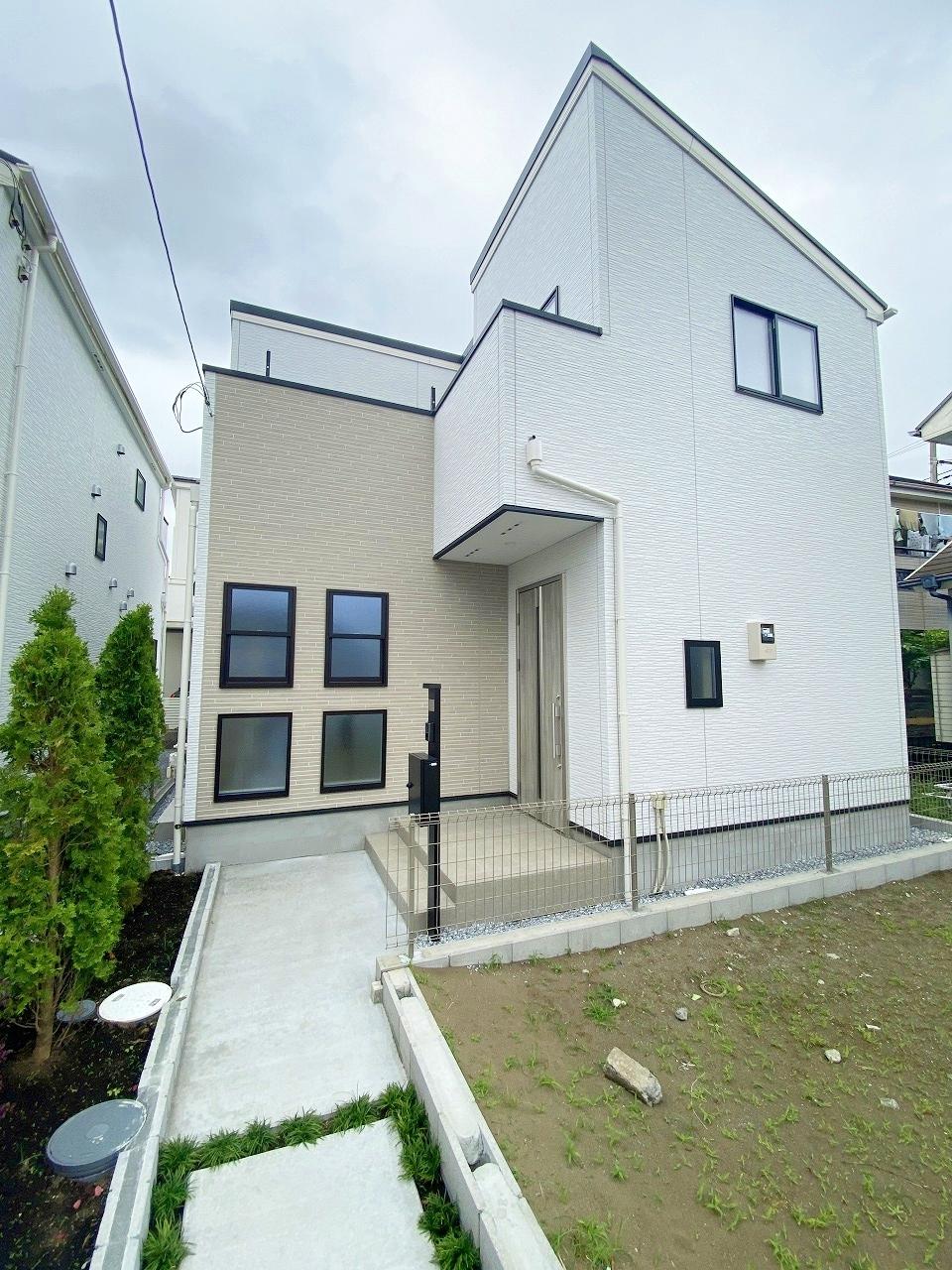 かつて、天皇家の別荘候補地に挙がった「鵠沼松が岡」☆彡著名人にも愛された土地♪「鵠沼海岸駅」徒歩３分♪車庫2台♪スーパー4分☆彡