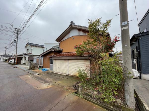 吉田学校町（吉田駅） 700万円