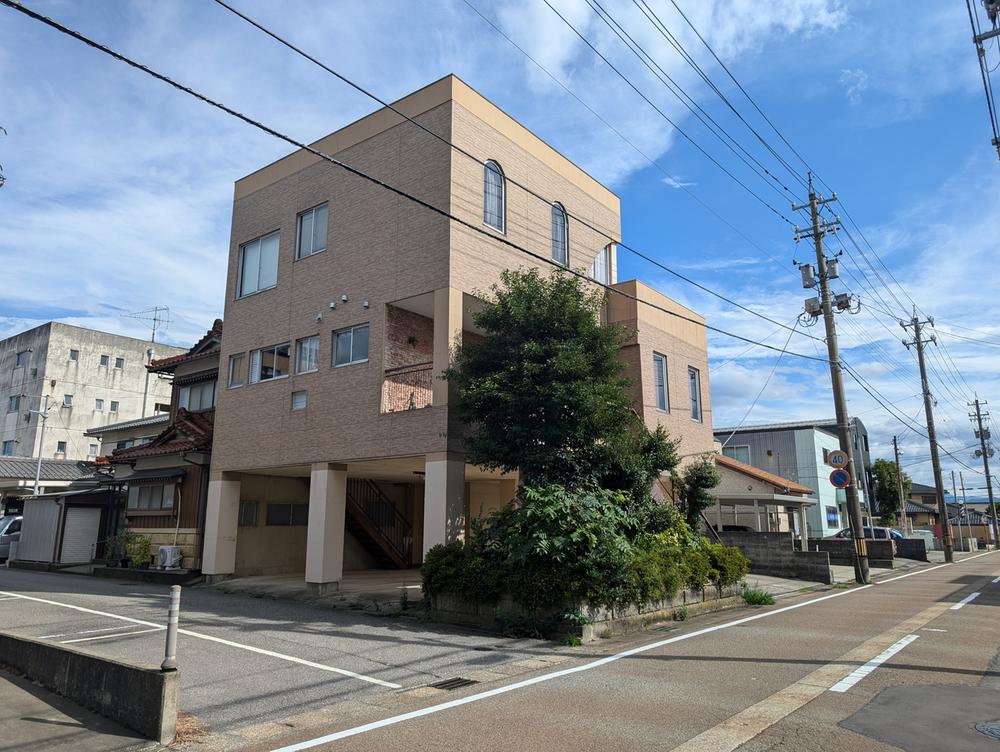 日の出町３（小松駅） 1780万円