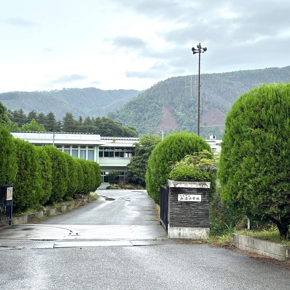 detached 長野県松本市大字里山辺3877-1
