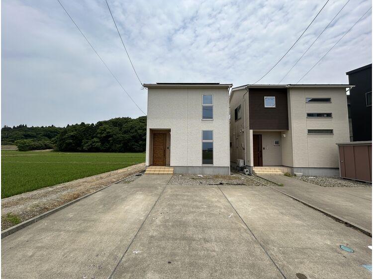 detached 石川県かほく市狩鹿野ヌ76番地1