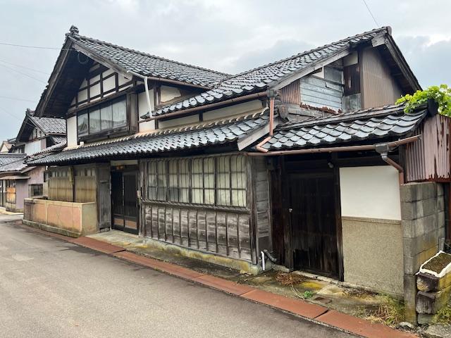 吉崎２（細呂木駅） 280万円