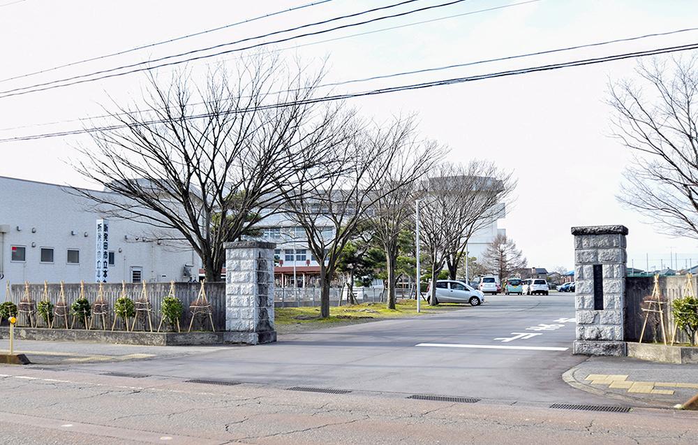 東新町４（新発田駅） 1838万円