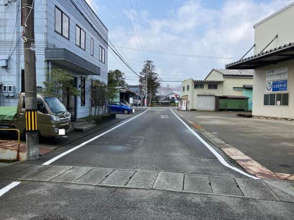 南浅井町（小松駅） 2500万円