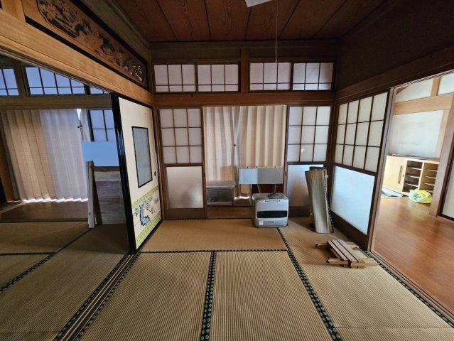 detached 山梨県甲州市大和町田野