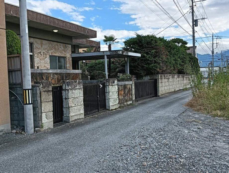 detached 山梨県笛吹市石和町川中島