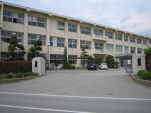 detached 山梨県笛吹市石和町駅前