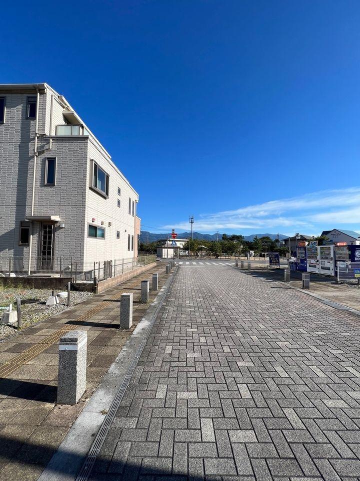 detached 山梨県笛吹市石和町駅前