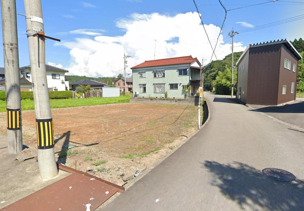 戸津町（粟津駅） 330万円