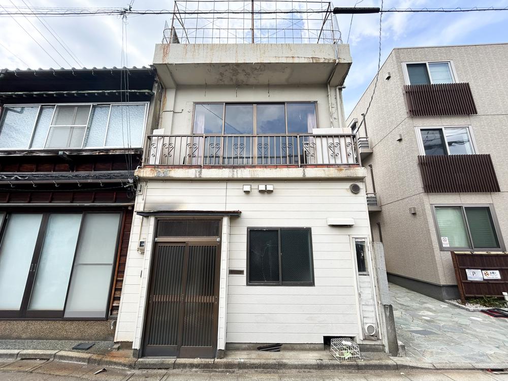 アパレル通販サイトランキング SUUMO】芳斉2（金沢駅） 680万円 中古住宅・中古一戸建て物件情報 | タイヤ・ホイール