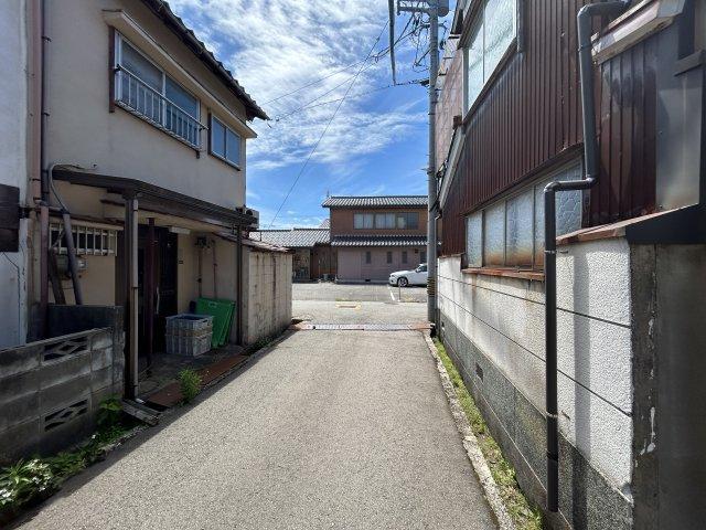 横山町（金沢駅） 180万円