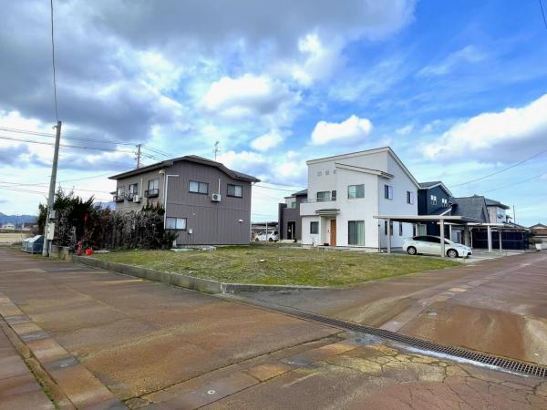 富永（吉田駅） 798万円