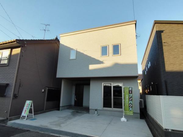 高園町（城川原駅） 2560万円