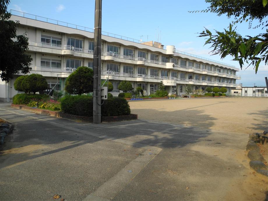 detached 富山県富山市南栗山40