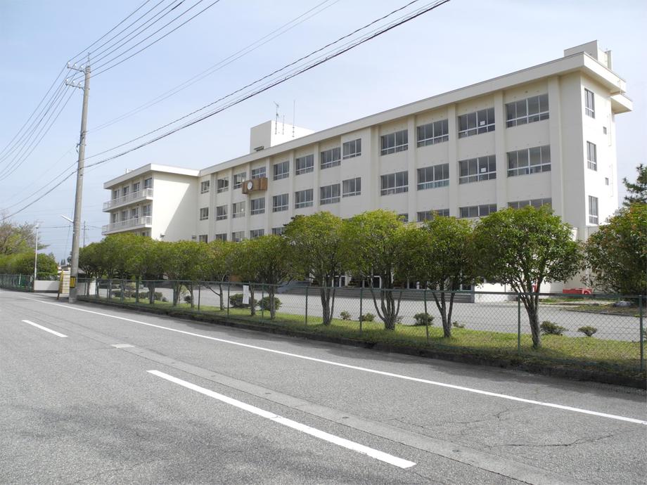 detached 富山県富山市南栗山40