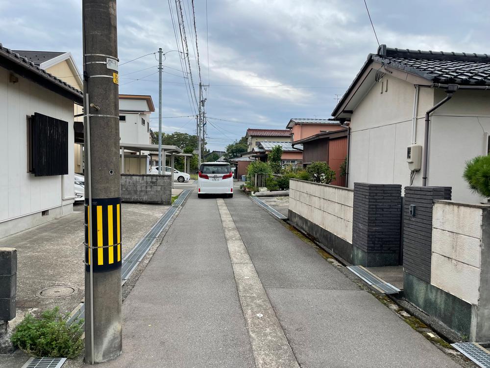 下新北町（粟島（大阪屋前）駅） 850万円