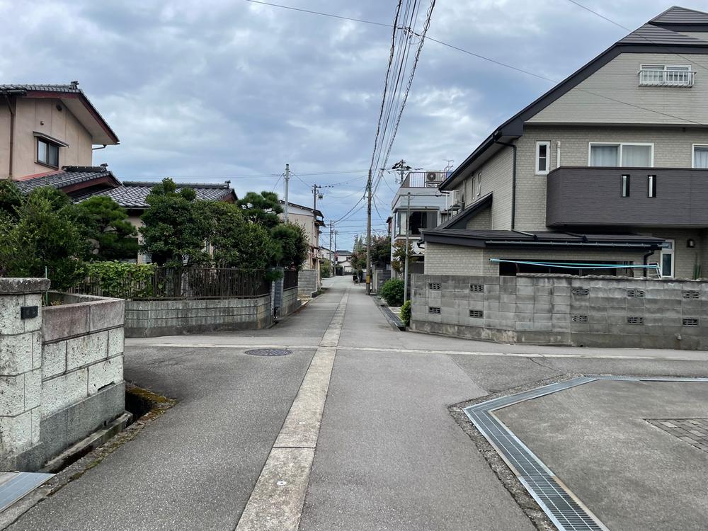 下新北町（粟島（大阪屋前）駅） 850万円