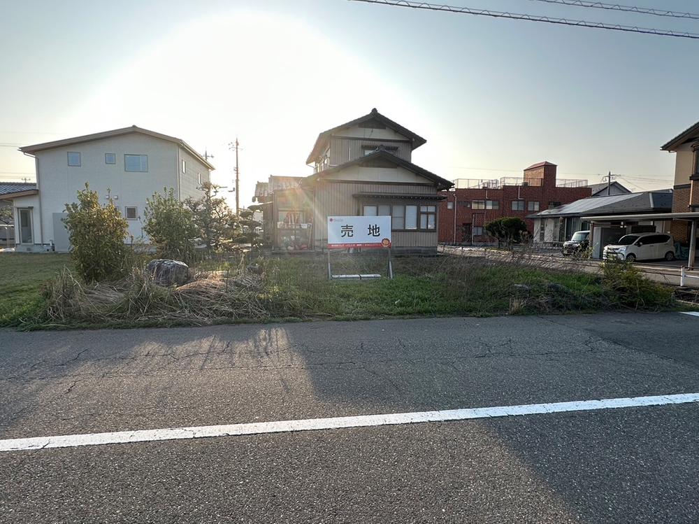 丸岡町松川１ 380万円