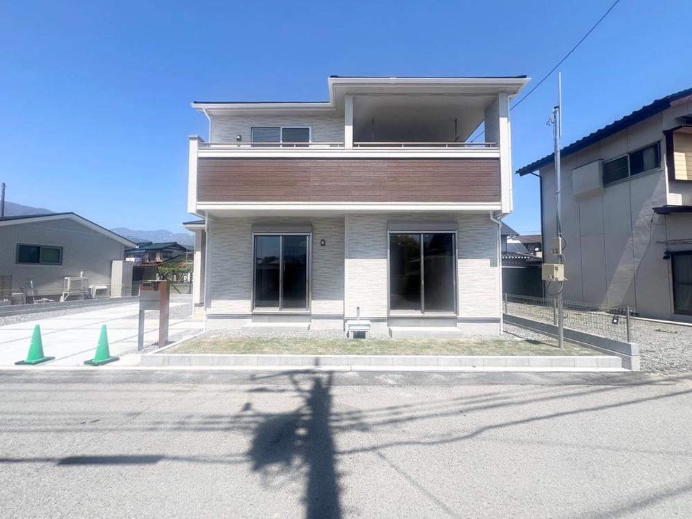 南アルプス市清水　新築建売住宅　全１棟