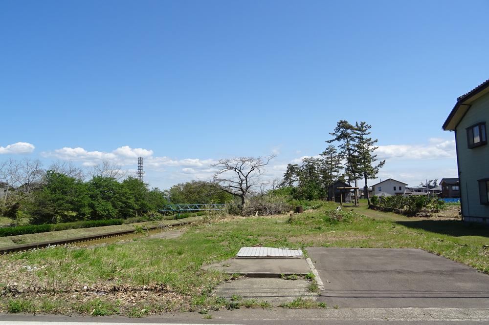 大潟区潟守新田（犀潟駅） 750万円