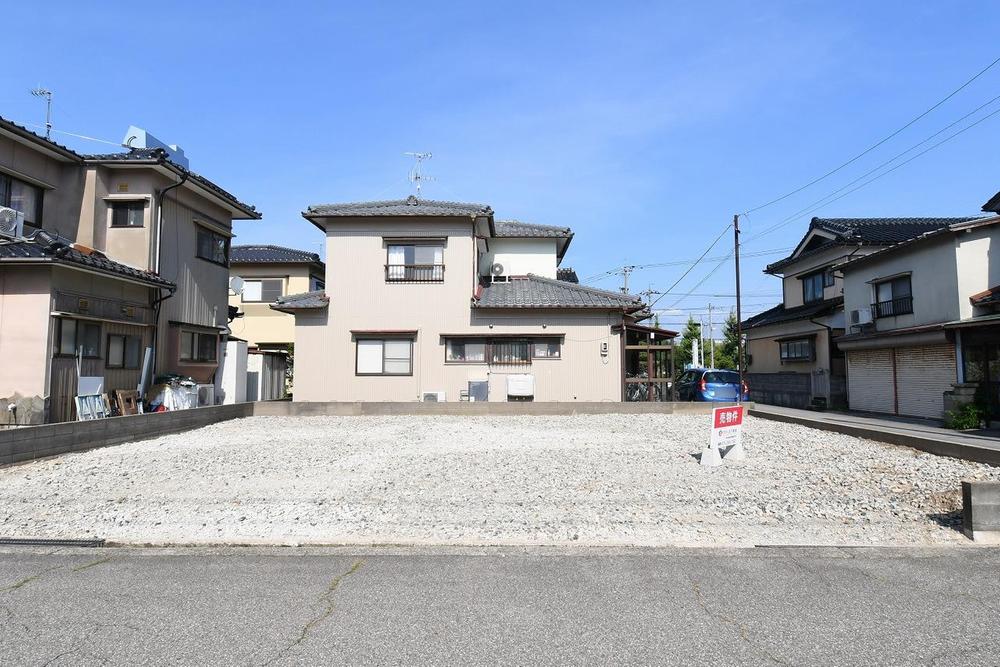 八日市出町（西金沢駅） 2100万円