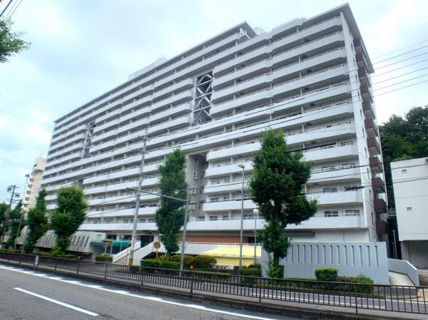 収納豊富！広々とした室内で快適な毎日を過ごせる虹ヶ丘マンション本館