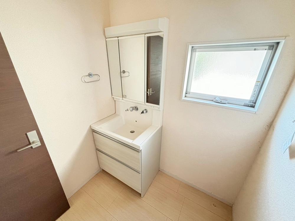 detached 愛知県豊川市御津町広石竹本