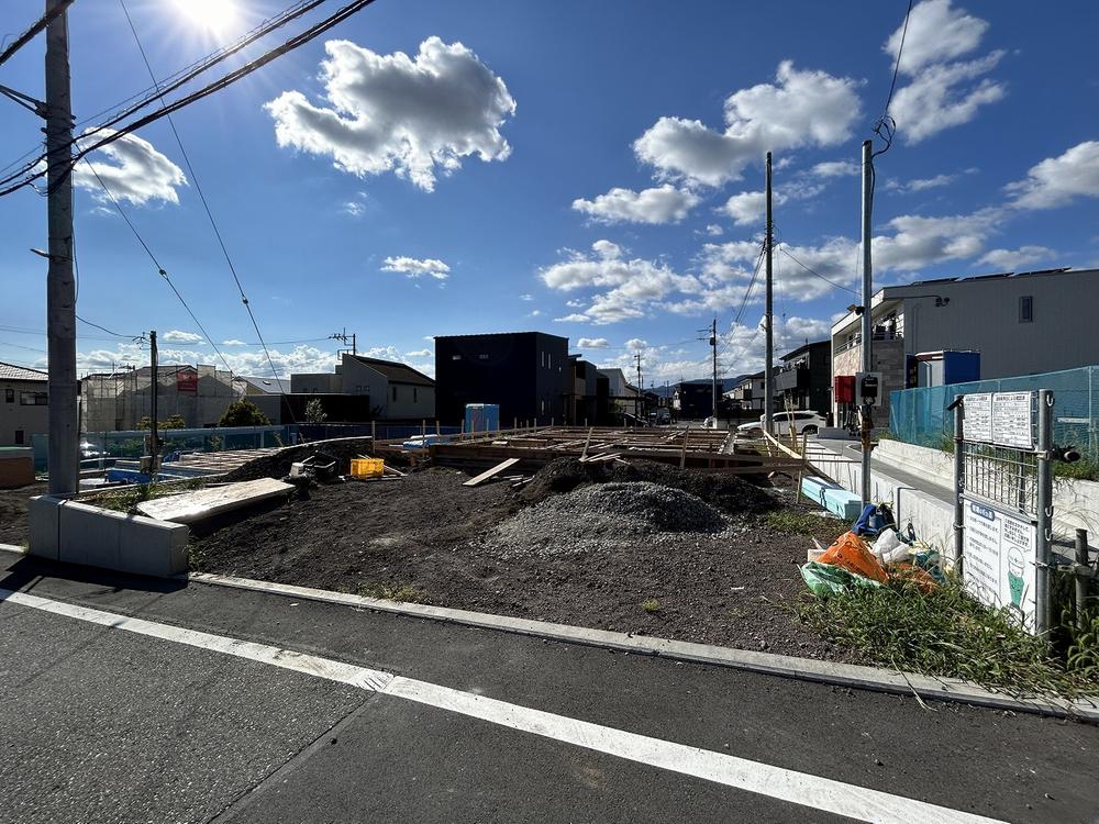 飯田の分譲住宅　富士宮市万野原新田　第２８　クレイドルガーデン　全２棟