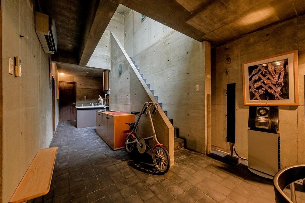 SUUMO】みよし市東陣取山【著名な建築家「安藤忠雄」の初期作品