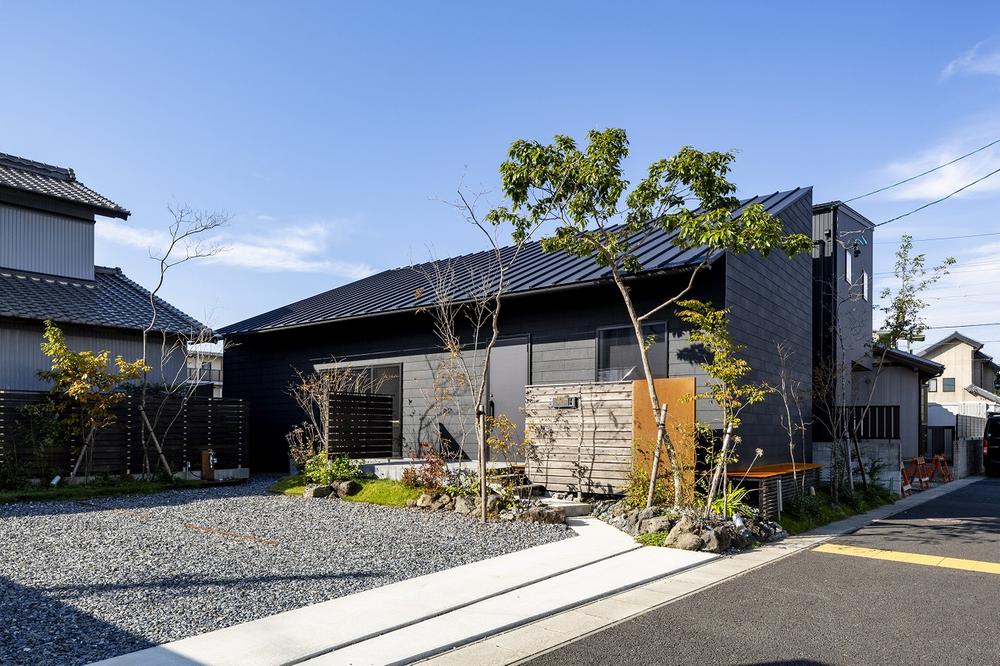 屋根裏空間のある1階完結型の高性能住宅【モデルハウスお譲りします】浜松市中央区上島　