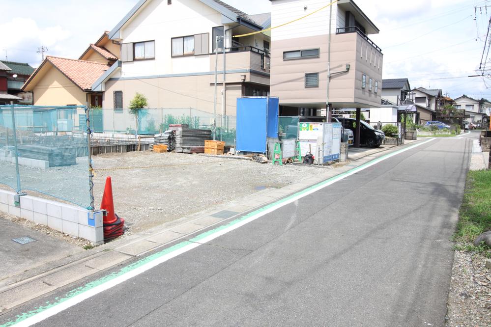 愛知県丹羽郡扶桑町大字高木字白山前　２号棟