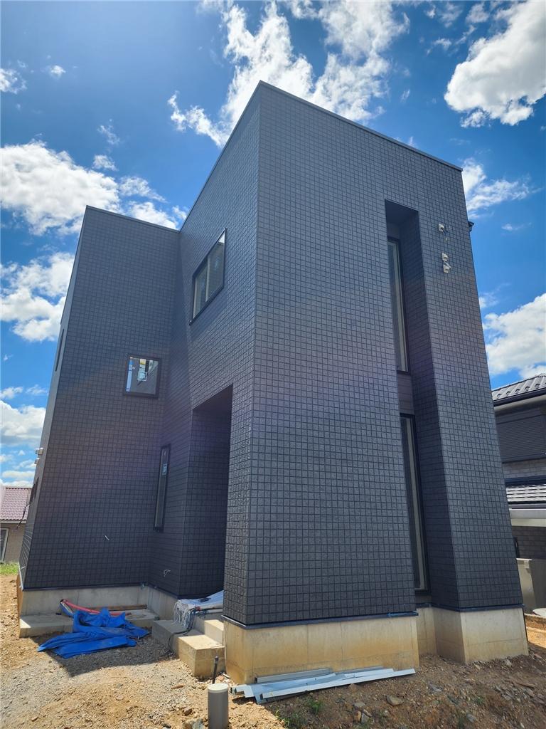 広眺の家　分譲住宅【広見小学校まで徒歩2分】太陽光発電オール電化住宅　家計に優しい家