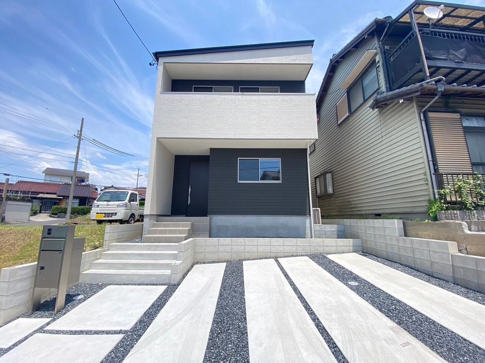 ARCASA　東海市加木屋町陀々法師　全1棟