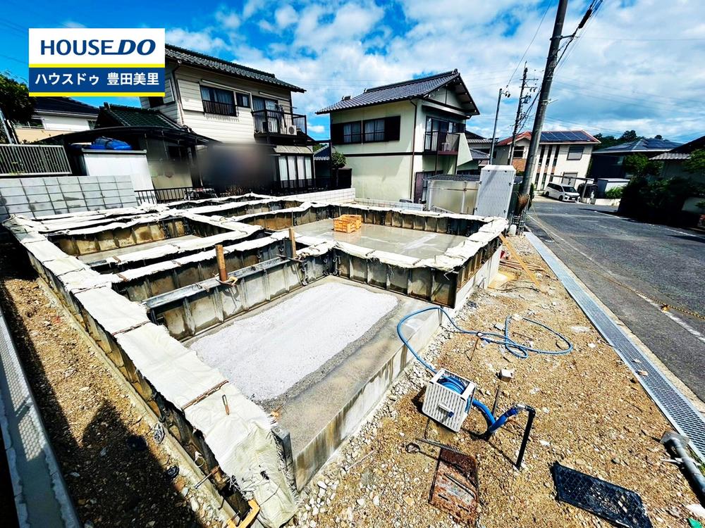 深見町法花坊 2890万円