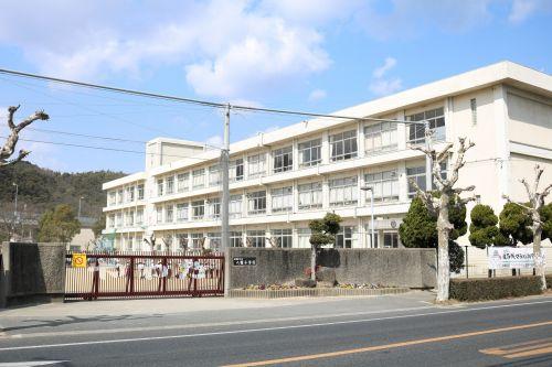 西夢前台２（余部駅） 1498万円