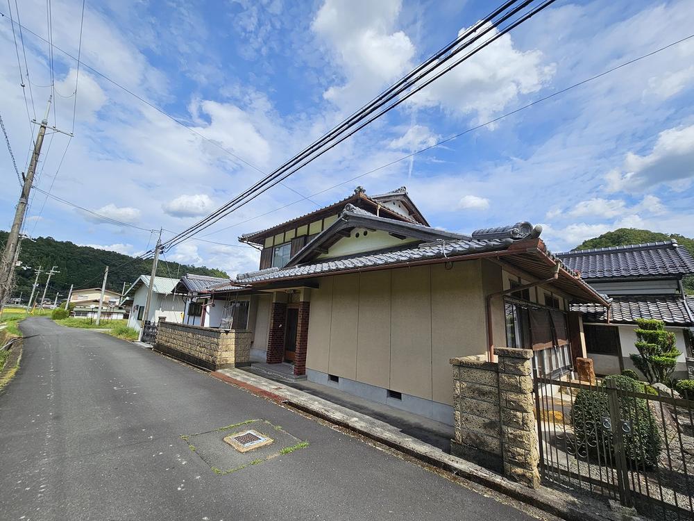 園部町仁江甲溝畑（園部駅） 600万円