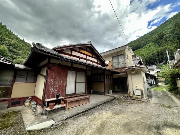 中川北山町 680万円