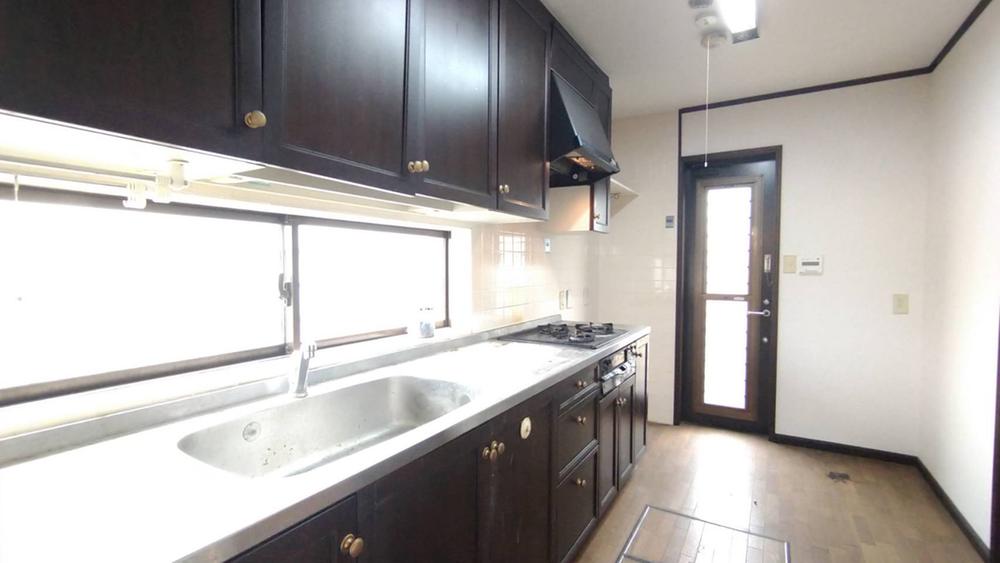 detached 兵庫県三田市友が丘３