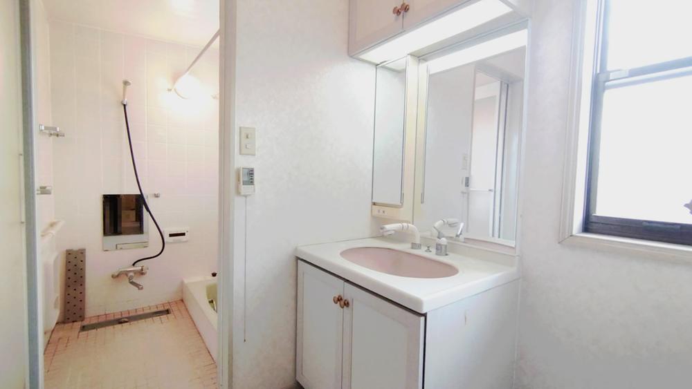 detached 兵庫県三田市友が丘３