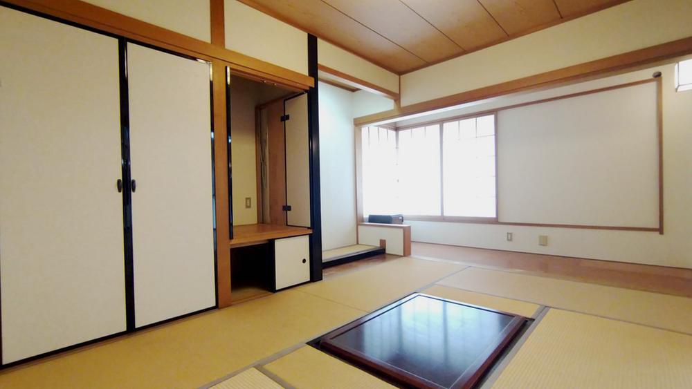 detached 兵庫県三田市友が丘３