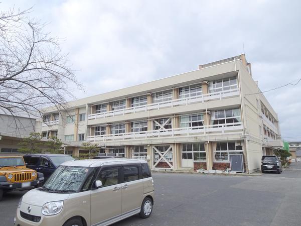 大字三吉（箸尾駅） 1620万円